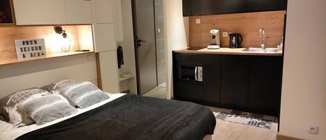 1 dormitori, wifi i roba de llit