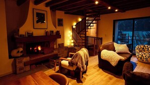 Unclassified image, 3 of 24, button - Cosy 4-person house in Vénosc - Fireplace, mountain view balcony, access to Les 2 Alpes (Venosc Les Deux Alpes)