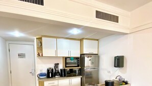 Private kitchen - Comfortable and fully equipped apartment in the heart of Jardins. (São Paulo)
