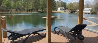 Charming Lakeside Cabin on Lookout mountain, Fort Payne by Little River Canyon!