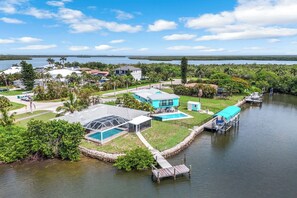 Exterior - Charming 3-bedroom waterfront house in Naples/Marco Island (Naples)