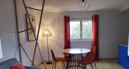 Appartement 35m2 au coeur du village Ă 5mn de la RCEA Ă 25mn gare TGV-clunisois