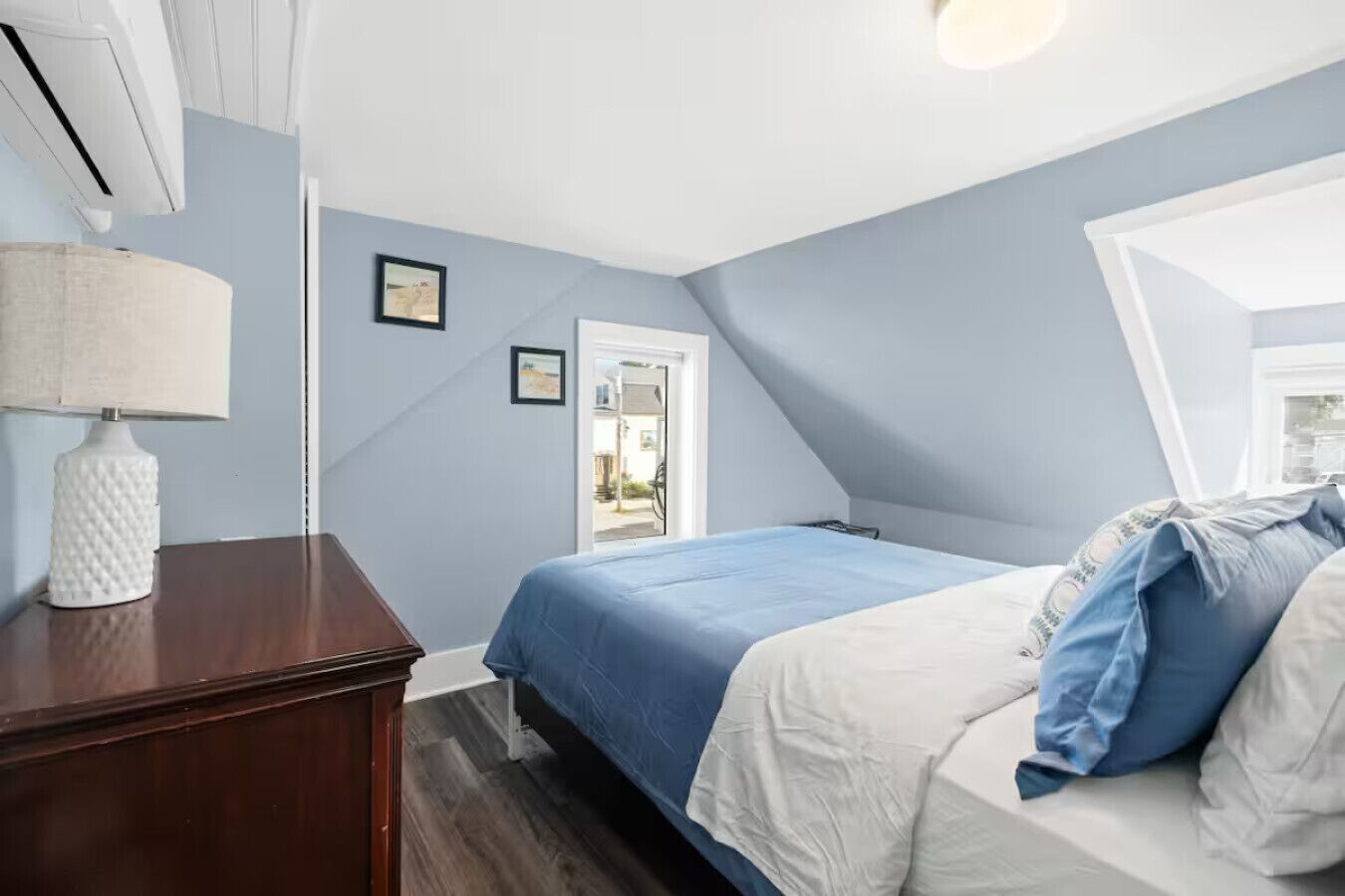 Bügeleisen/Bügelbrett, WLAN, Bettwäsche