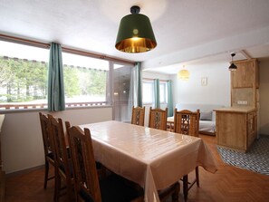 Unclassified image, 2 of 18, button - Lovely F2 bis apartment with balcony and parking, Mont-Dore (Mont-Dore)