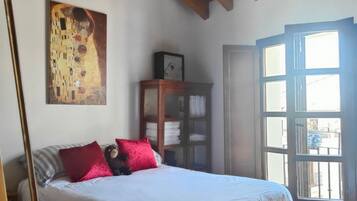 Wifi gratis y ropa de cama