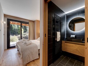 4 habitaciones, wifi gratis y ropa de cama 