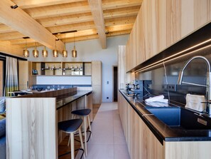 Fridge, microwave, oven, dishwasher - 126m² Duplex, 4 bedrooms with spa access and parking at Arcs 1800 (Les Arcs 1800)