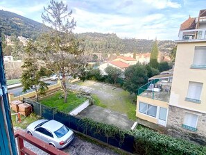 Property grounds - Modern F3 in Amélie-les-Bains with parking and wifi (Amélie-les-Bains-Palalda)