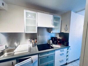Private kitchen - Modern studio with WIFI, parking, pets allowed (Amélie-les-Bains-Palalda)