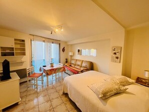 Free WiFi - Modern studio with WIFI, parking, pets allowed (Amélie-les-Bains-Palalda)