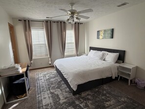 3 bedrooms, iron/ironing board, WiFi, bed sheets - Charming 3-bedroom house in lovely Omaha (Omaha)