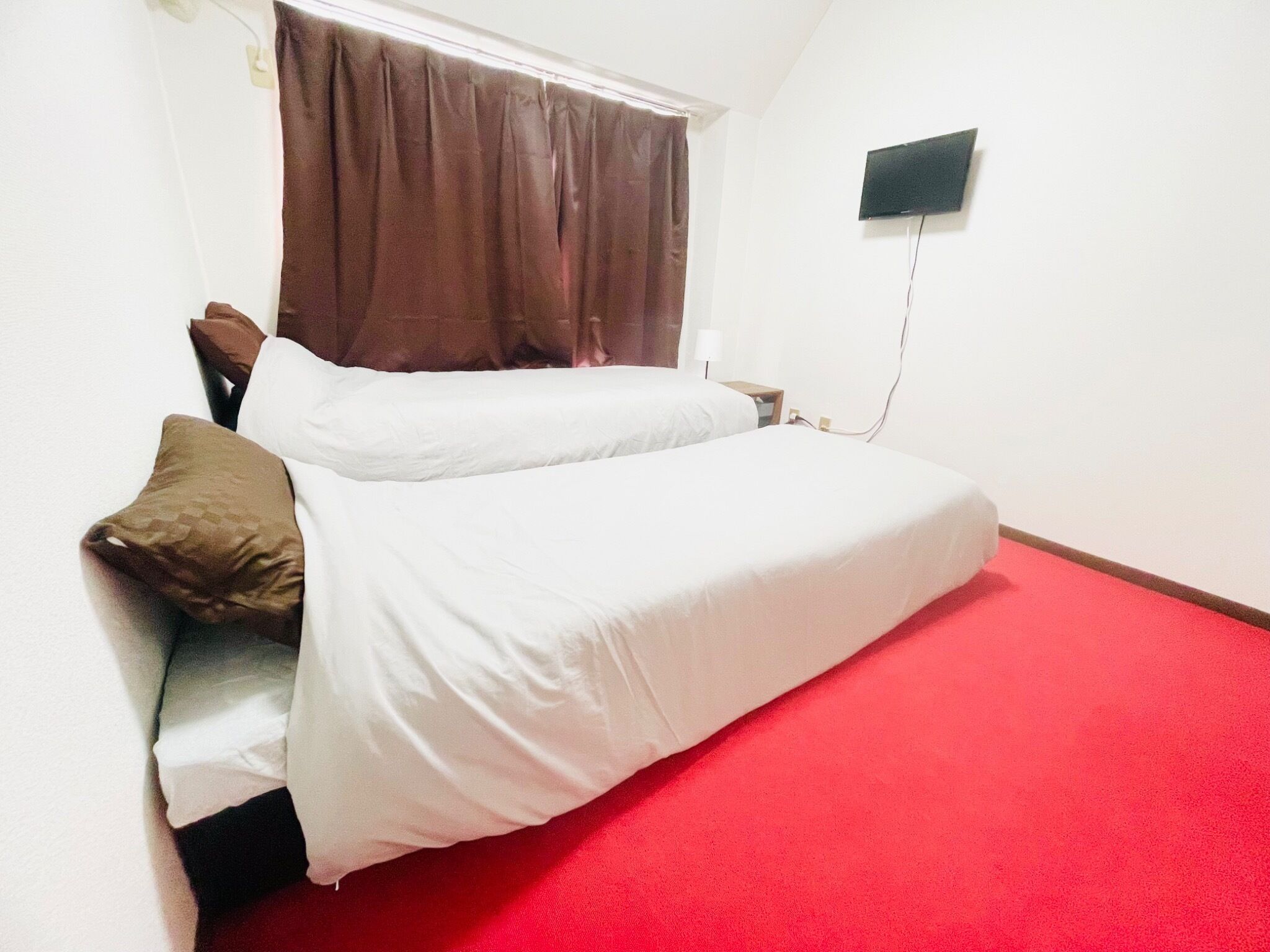 免费 WiFi、床单