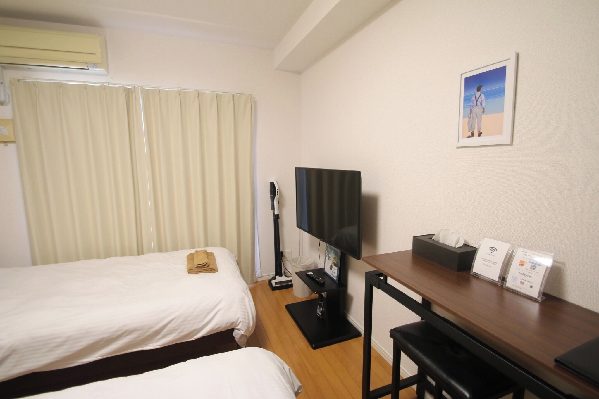 1 bedroom, desk, WiFi (free), bed sheets