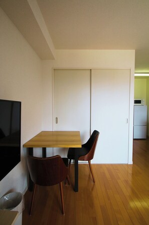 Dining - 1 parking space 15minute walk to the downtown a / Kumamoto Kumamoto (Kumamoto)