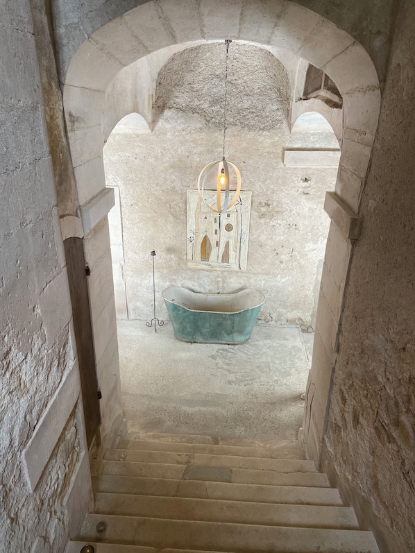 Interior - La Manufacture Royale; exclusive heritage stay in booktown, south of France (Montolieu)