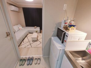 1 bedroom, desk, free WiFi, bed sheets - 2 minutes by train to Saitama New City_1st floor_L / Saitama City Saitama (Saitama City)