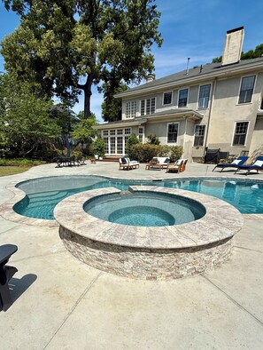 Outdoor pool - Golf Week Retreat - Historic Summerville Home w/ Pool, Spa + Entertaining Spaces (Augusta)