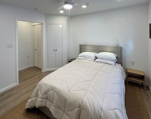 2 bedrooms, desk, iron/ironing board, free WiFi