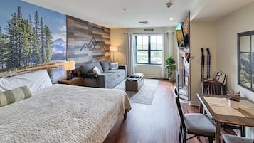 Een strijkplank/strijkijzer, gratis wifi, beddengoed