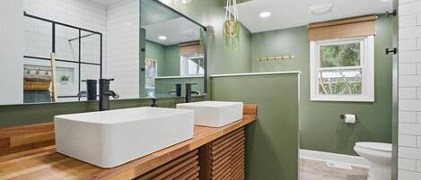 Hair dryer, towels, soap, toilet paper
