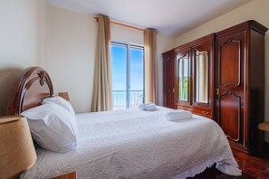 3 bedrooms, iron/ironing board, WiFi, bed sheets - Viewpoint House 2 (Ponta do Sol)