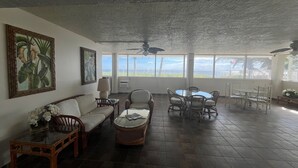 Interior - A LITTLE PIECE OF HEAVEN
Beachfront
1480 S Ocean Blvd,
Lauderdale By the Sea, FL (Pompano Beach)