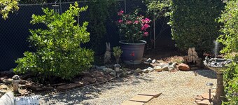 Cozy 1-bedroom apartment in serene Oroville with AC