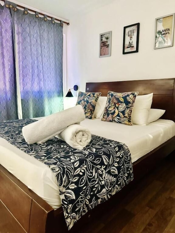 Desk, laptop workspace, iron/ironing board, free WiFi - Casa Centro Histórico Hotel (Cartagena)