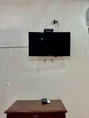 Television - Casa Centro Histórico Hotel (Cartagena)