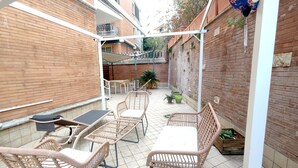 Terrace/patio - Casa Cacio & Pepe 10 Min from Vatican Museums 5 Min from metro Cipro and Ottaviano (Roma)