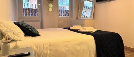 1 soveværelse, strygejern/strygebræt, internetforbindelse, sengetøj