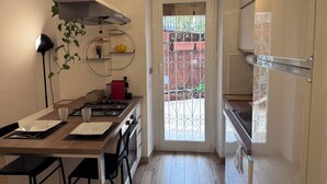 Private kitchen - Casa Cacio & Pepe 10 Min from Vatican Museums 5 Min from metro Cipro and Ottaviano (Roma)
