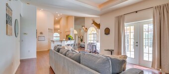 4 Mi to Dtwn Inverness: Pet-Friendly Family Home