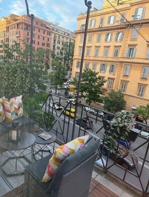 Property grounds - Rome apartment walking distance from the Vatican! (Roma)
