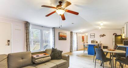 Hike, Bike & Boat: Peaceful Piney Woods Home!