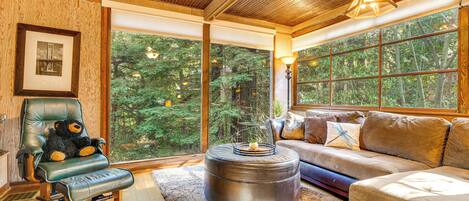 Télévision, livres, vidéothÚque