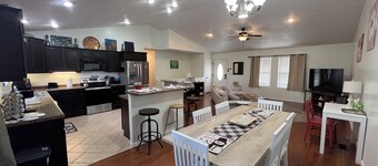 Big Home right off I44 near Fort Leonard Wood