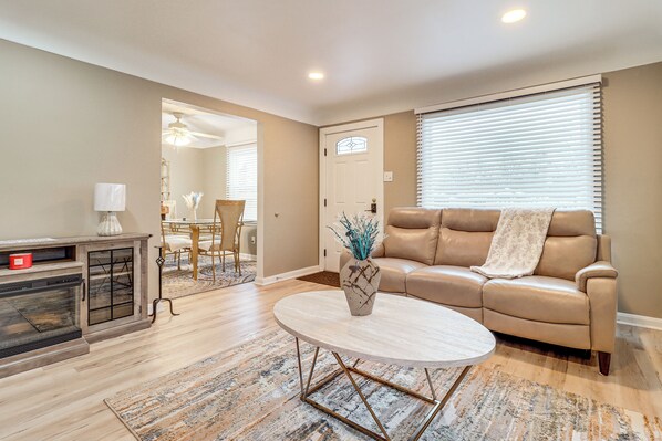 Televisión y chimenea 