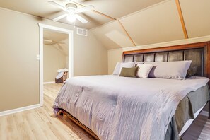 3 habitaciones, tabla de planchar con plancha, internet y ropa de cama 