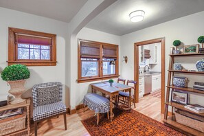 Interior - 4 Blocks to Dtwn Missoula: Walkable Home w/ Yard (Missoula)