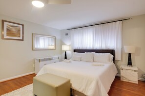 4 habitaciones, escritorio, tabla de planchar con plancha y internet 