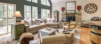 Modern Mountain Zen 3-Bed, 3-Bath Home with Creeks