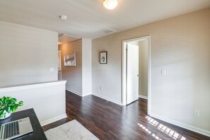 Interior - World Cup 3BR Group Hub Near MARTA Rail to Stadium (Atlanta)