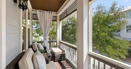 Sea La Vie- European 4Br/4Ba Oasis in Rosemary/Alys pool + Private Bch + Bikes