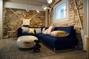 Living area - Light-Filled Modern Family Home w/ Rooftop Terrace (Grado)