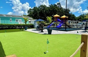 Children’s area - Unique Cottage/Tiny House Near Disney. Close to Parks,Shopping & Fun (Kissimmee)