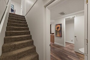 Interior - Mission Bungalow Remodeled 4BD/2.5 BATH (Mission)