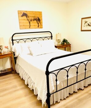 3 bedrooms, iron/ironing board, free WiFi, bed sheets