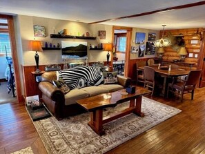 Smart-TV, DVD-Player, Bücher