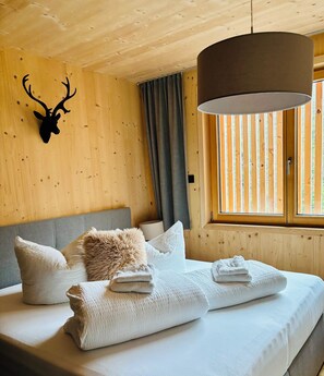 1 bedroom, travel cot, free WiFi, bed sheets - Mellau Apartments - Bergnest (Mellau)